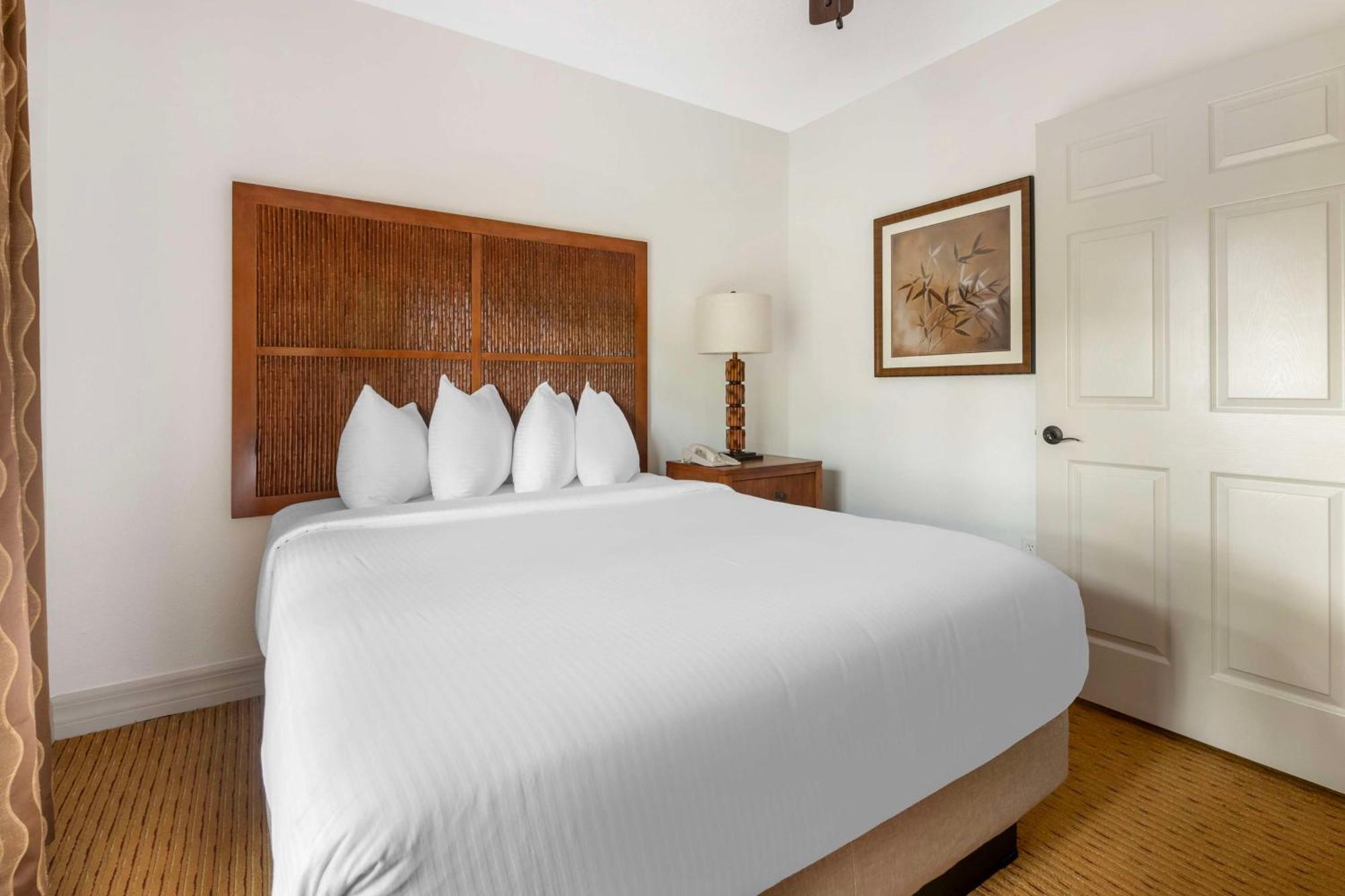 Suite de 1 dormitorio con cama grande